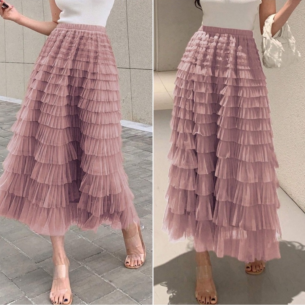 Luxe Mesh Layered Evening Flowy Maxi Skirt. NWT